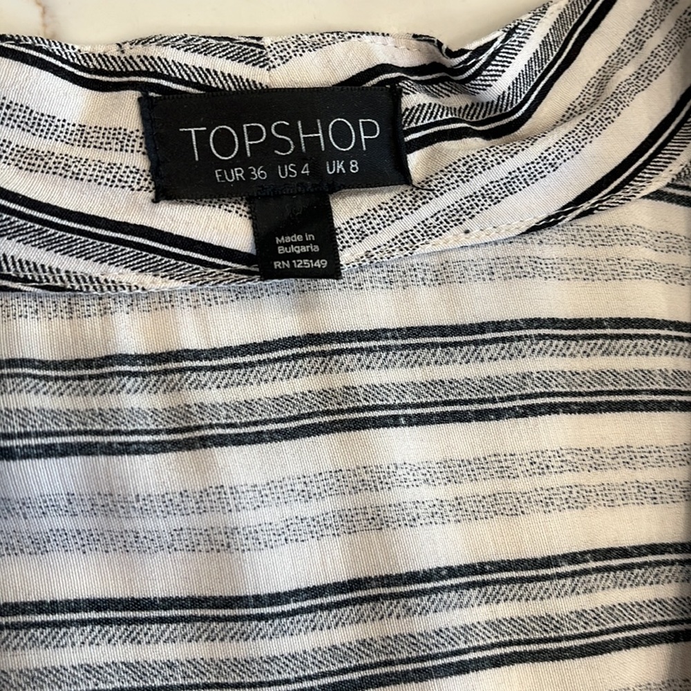 Top Shop black and white blouse. Long Sleeves. Size 4. Excellent condition - Picture 5 of 9